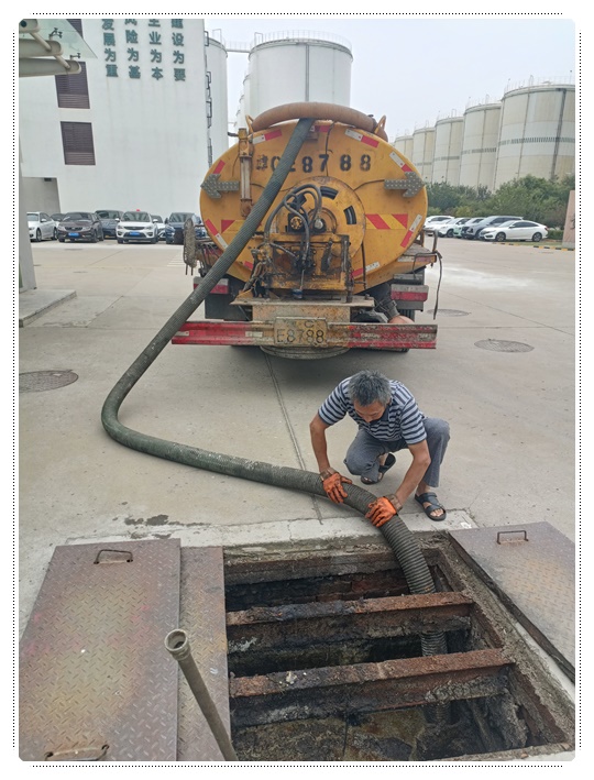 界首隔油池清掏